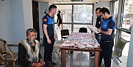 Gebzede Dilencinin Üzerinden 20 Bin TLden Fazla Para Çıktı