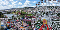 Karneval coşkusu lunaparkta katlanıyor