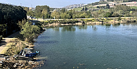 Kocaeli Büyükşehir Belediyesi, Gölkaypark’taki göleti temizledi