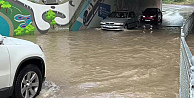 Kocaelide sağanak alt geçidi suyla doldurdu