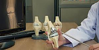 Robotik Diz Protezi Sonrası Kaç Günde Yürünür? Doç. Dr. Ata Can a Sorduk