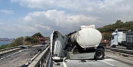 Tanker bariyerlere girip makasladı, ardından alev aldı