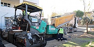 Topçular–İstasyon Caddesi Arasında 90 Sokakta Yol Çalışması  Altyapısı Tamamlanan Sokaklarda Asfaltlama ve Yama Çalışmaları Sürüyor