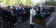 Trafik kazasında ölen genç, son yolculuğuna uğurlandı