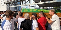 Tüfekle vurulmuştu, 4 günlük yaşam mücadelesini kaybetti: Son yolculuğuna uğurlandı