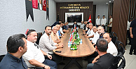 Vali İlhami Aktaş, Çayırova Müteahhitler Birliği Derneği Ziyaret Etti