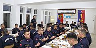 Vali İlhami Aktaş, Jandarma Erlerle İftarda Bir Araya Geldi