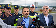 Vali İlhami Aktaş, Polis ve Jandarma Uygulama Noktalarını Ziyaret Ederek Denetimlerde Bulundu