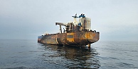 Vurulan tanker KAIROSta sızıntı tespit edildi