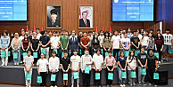 YKS ve LGSde Dereceye Giren Öğrenciler, Ödüllerini Vali İlhami Aktaştan Aldılar