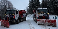 Yüksek kesimlerde kesintisiz kış mesaisi başladı;  Büyükşehir, 1.200 personel ve 354 araçla sahada