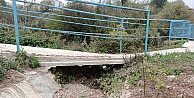 1 Haftalık Bebeği Su Kanalına Bırakan Annesiymiş