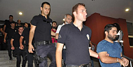 24 Polis tutuklandı!