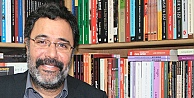 Ahmet Ümit kitaplarını imzalayacak