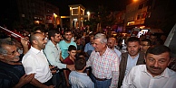 Allah bayraksız ve vatansız bırakmasın!