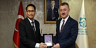 Başkan Büyükakın, Endonezya Başkonlosu'nu ağırladı