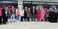 Başkan Karaosmanoğlu, ‘'Kadınlarımız mutlu ve yaşam sevinciyle dolu''