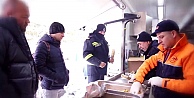 Büyükşehir Yemek Tırı Ukrayna Sınırında