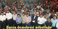 Darıca demokrasi nöbetinde
