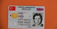 Elektronik kimliklere geçilecek tarih belli oldu