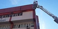 Gebze İlçe Emniyet Müdürlüğü binasında yangın