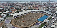 Gebze Stadı'nda zemin hafriyatı kaldırılıyor