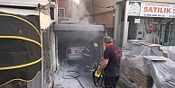 Gebze'de otomobilde yangın çıktı
