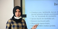 Gönül gözü ile öğrencilerini eğitiyor, görme engelli öğretmenin müthiş azmi