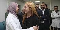 Hollywood yıldızı Lohan Suriyeli sığınmacıları ziyaret etti