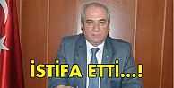 İstifa etti!