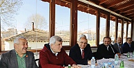 Karaosmanoğlu'ndan Seçim Çalışmalarına Tam Destek