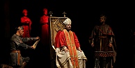 Kılıçarslan, Ayakta Alkışlandı