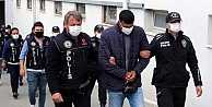Kocaeli'de evden hırsızlık yaptıkları iddiasıyla gözaltına alınan 3 şüpheliden 1'i tutuklandı