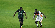 Kocaelispor, Show ile 3 yıllık sözleşme imzaladı