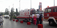 Kolu yürüyen merdivene sıkıştı!