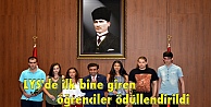 LYS'de ilk bine giren öğrenciler ödüllendirildi