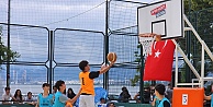 Şölen Havasında Geçen Sokak Basketbolu Turnuvası Sonra Erdi