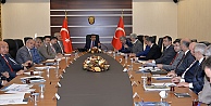 Vali Şube Başkanlarını topladı