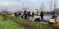 (VİDEOLU) Otomobil Yolcu Minibüsüne Çarptı, Ortalık Savaş Alanına Döndü: 17 Yaralı