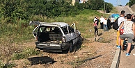 (VIDEOLU) Otomobile 8 Kişi Binip Dehşeti Yaşadılar: 1'i Ağır 5 Yaralı