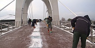 Yaya Köprüleri Temizleniyor