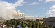 Yine fabrika yangını
