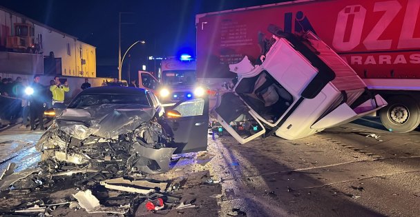 Tırın Kabini Kopmuş, 6 Kişi Yaralanmıştı: Kaza Güvenlik Kamerasında