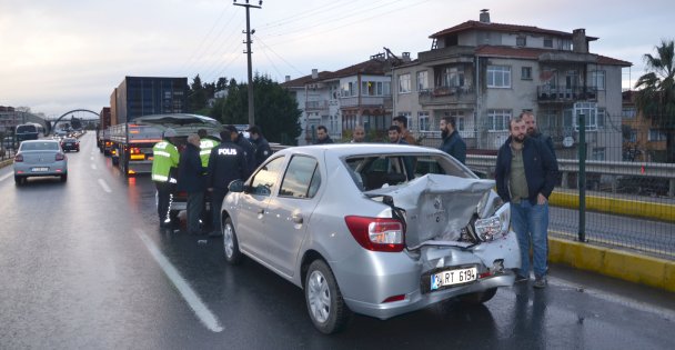 Tırla Otomobilin Karıştığı Kazada 1 Kişi Yaralandı