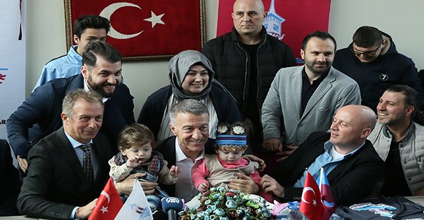 Trabzonspor Kulübü Başkanı Ahmet Ağaoğlu, Kocaeli'de etkinliğe katıldı