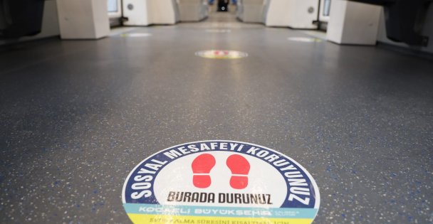 Tramvay ve otobüslerde sosyal mesafe uygulaması