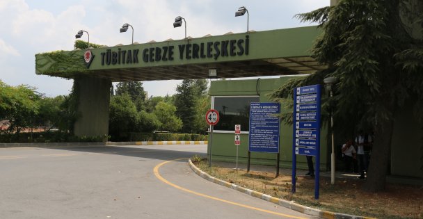 TÜBİTAK'ta operasyon!