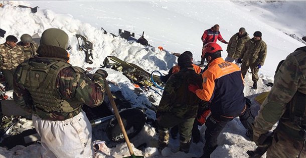 Tunceli'de düşen helikopterin enkazında çalışmalar tamamlandı