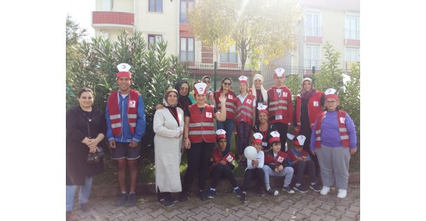 Türk Kızılay'ı Darıca Şubesi, Özel Çocuklara Etkinlik Düzenledi