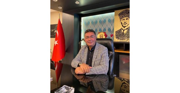 Türk Milleti dünya var oldukça Mustafa Kemal Atatürk'ü yaşatmaya devam edecektir.